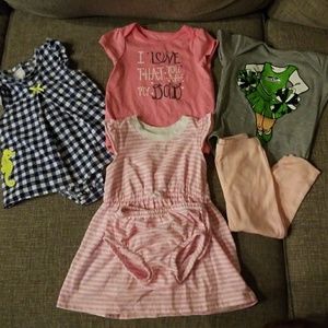 Infant girl spring/summer lot 12 months.